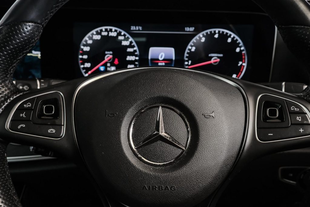 2016 E200 Sedan